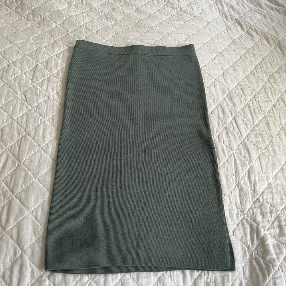 Elegant Gray Women's Skirt